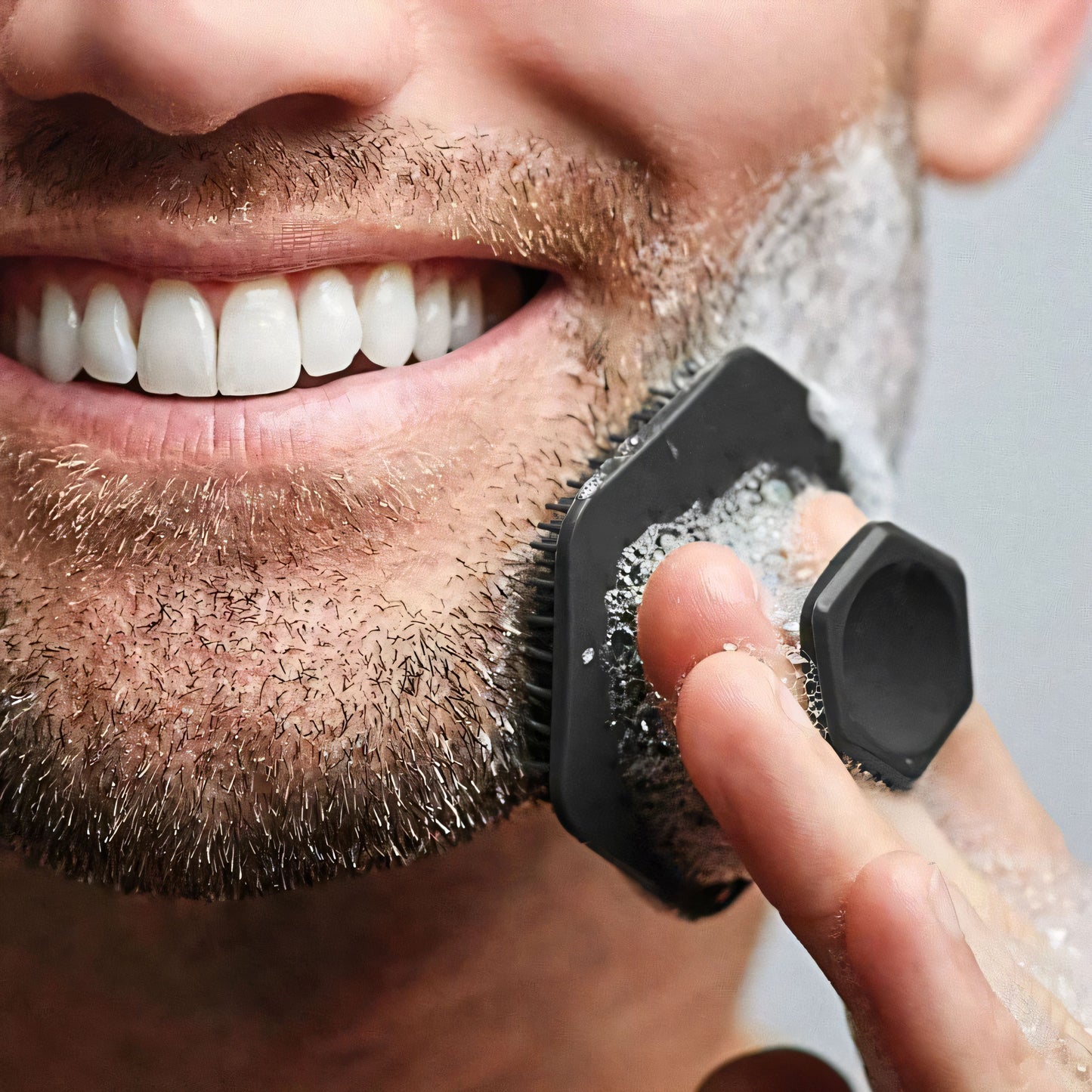 Bazaar™ Silicone Face Scrubber